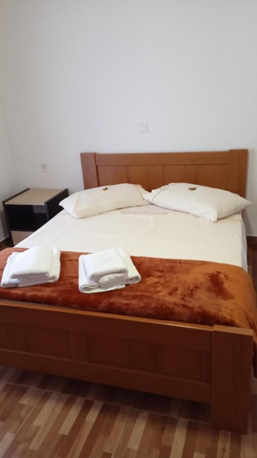 Tolis Rooms Химар Екстериор снимка